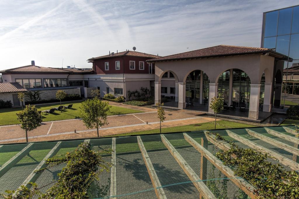 Hotel & Residence Villa Bartolomea Buitenkant foto