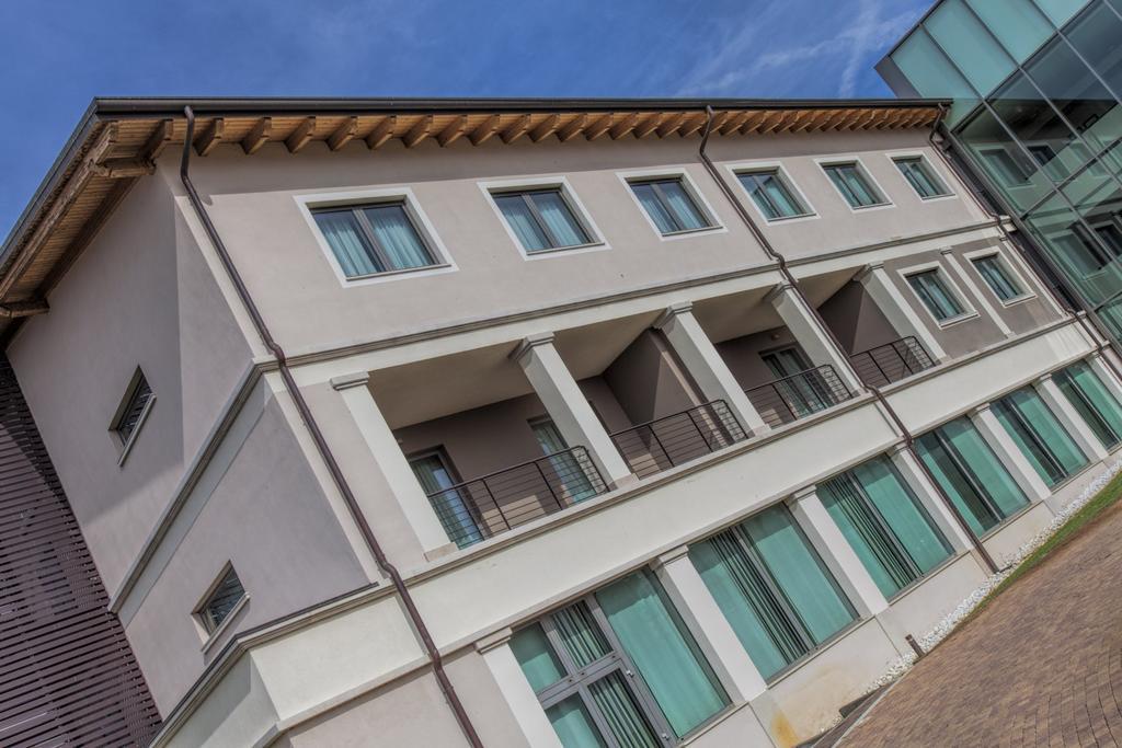 Hotel & Residence Villa Bartolomea Buitenkant foto