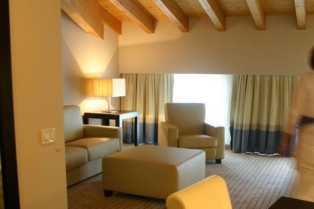 Hotel & Residence Villa Bartolomea Buitenkant foto
